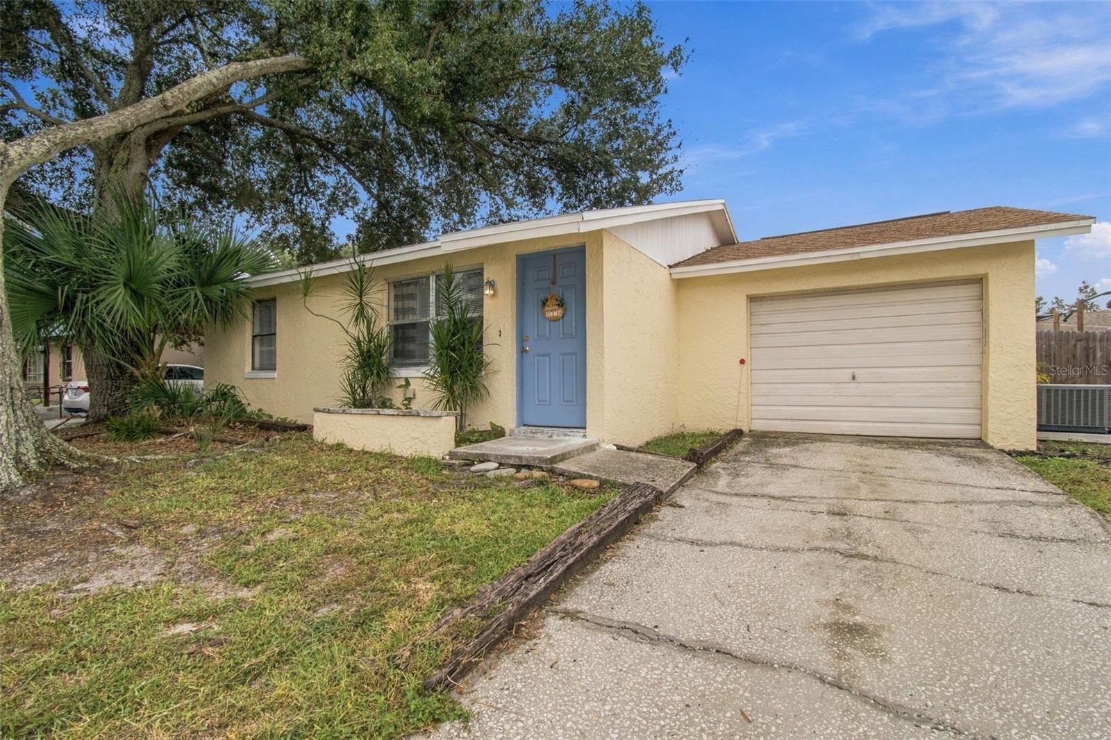 8406 Willow Forest Ct Property Photo 1