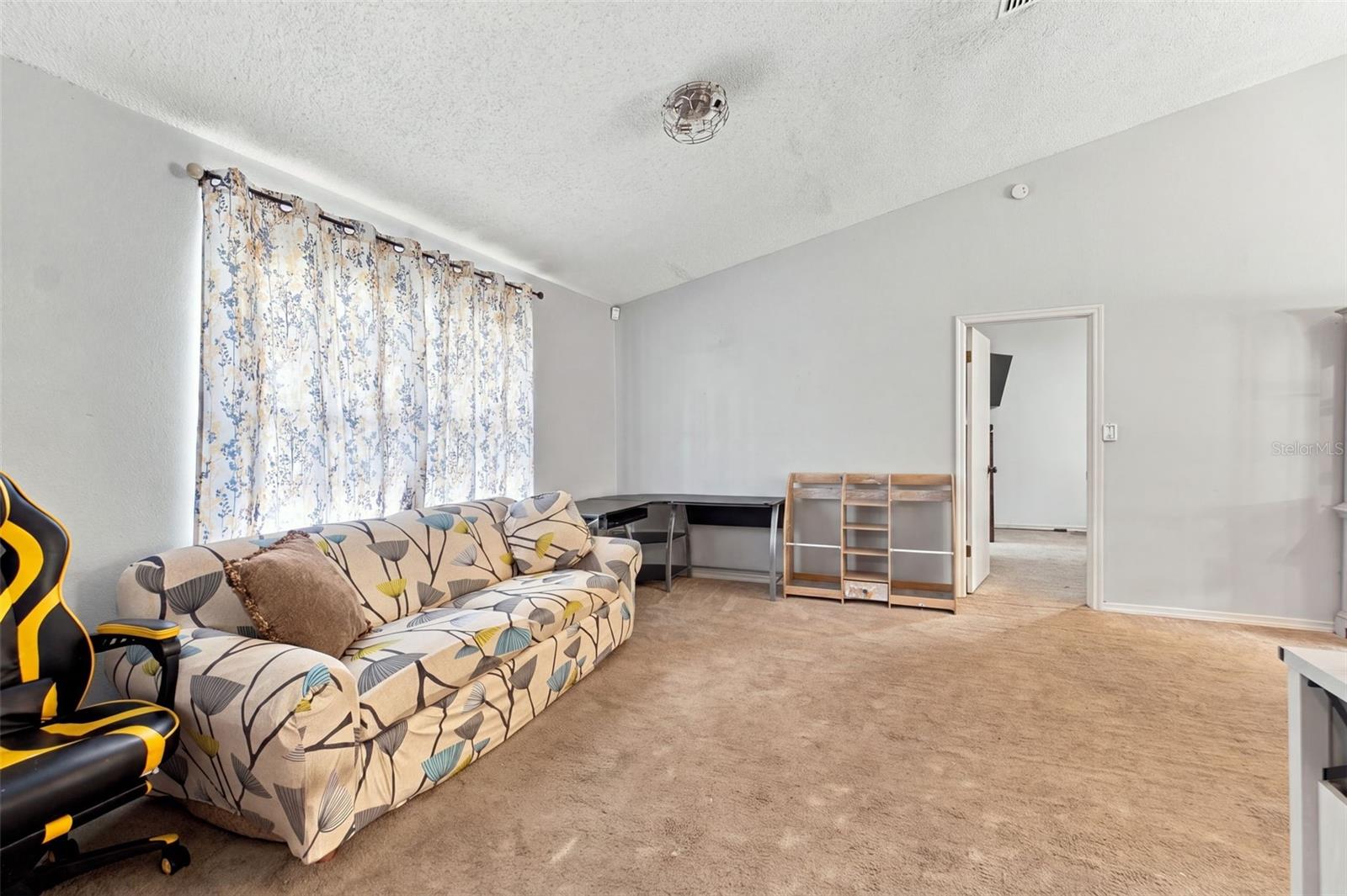 6160 Layton Ave Property Photo 10