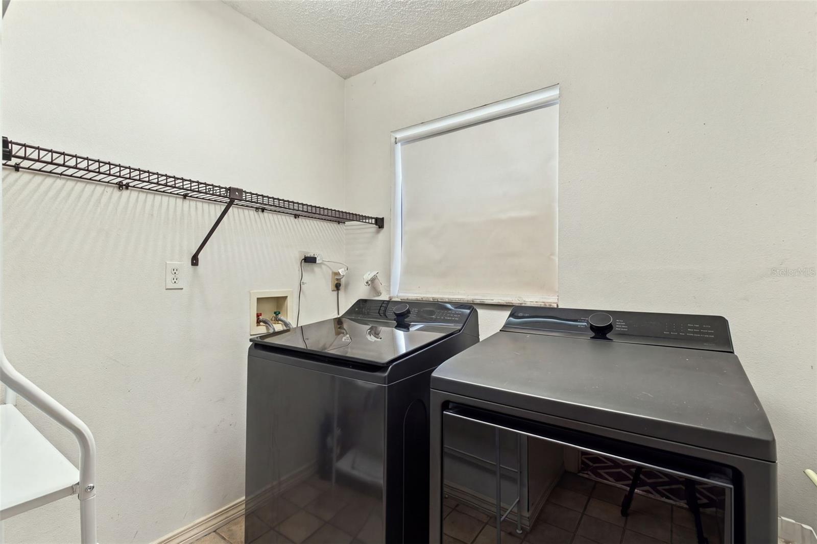 6160 Layton Ave Property Photo 21