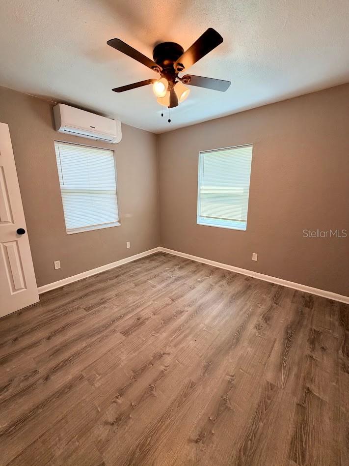 704 E Richmere St Property Photo 13