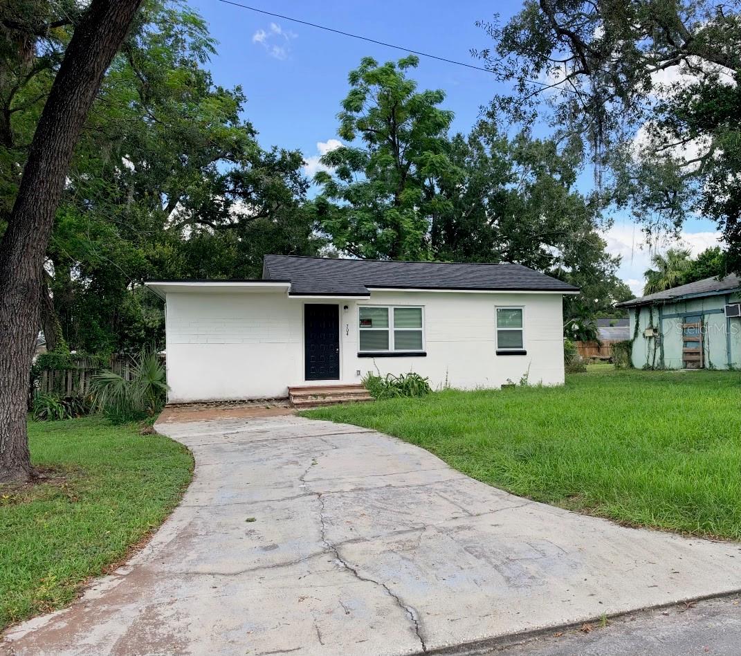 704 E Richmere St Property Photo 25