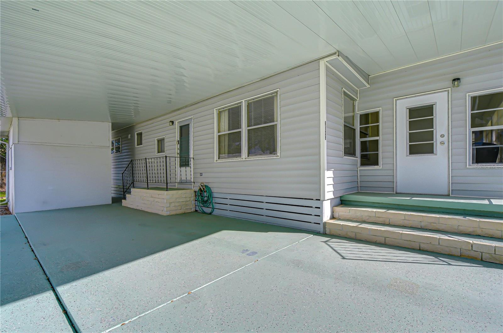 6128 Ridgewood Dr Property Photo 26