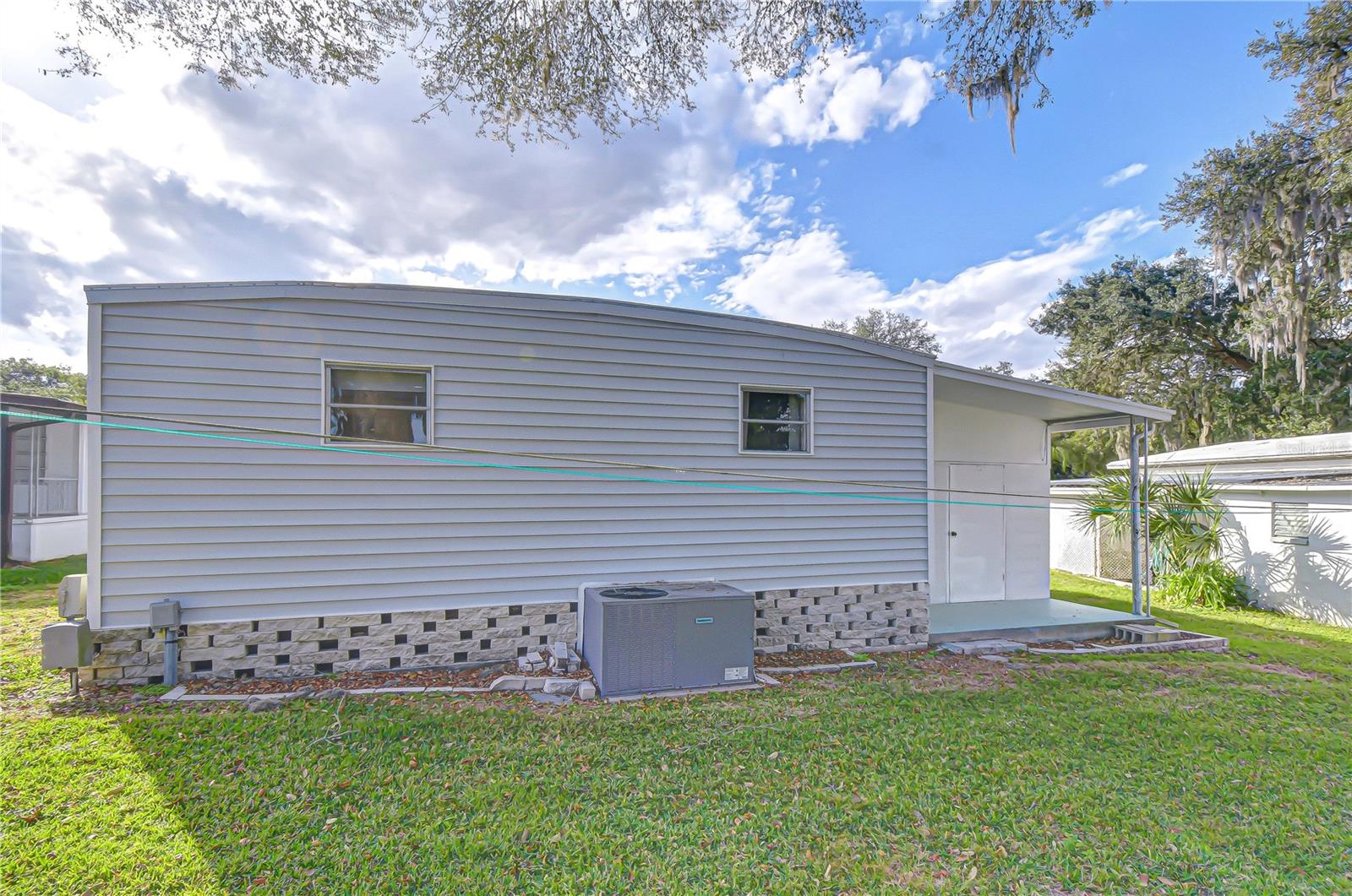 6128 Ridgewood Dr Property Photo 29