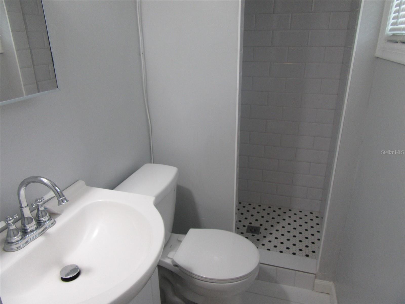 3900 12th St Ne Property Photo 17