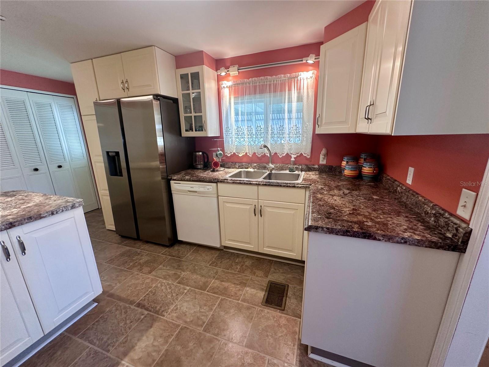 1100 Belcher Rd S #417 Property Photo 6
