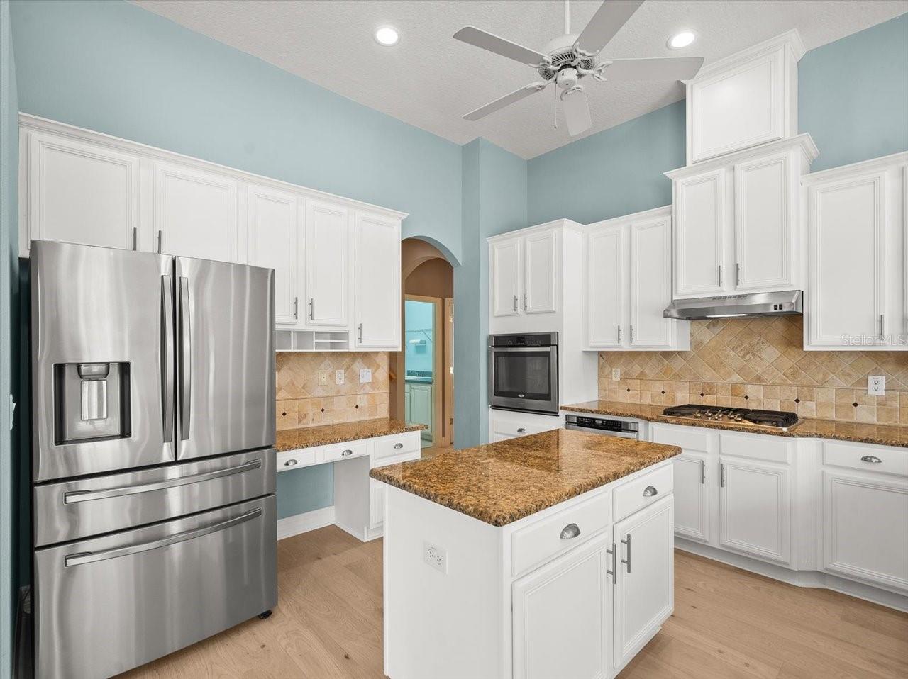 15019 Lake Emerald Blvd Property Photo 15