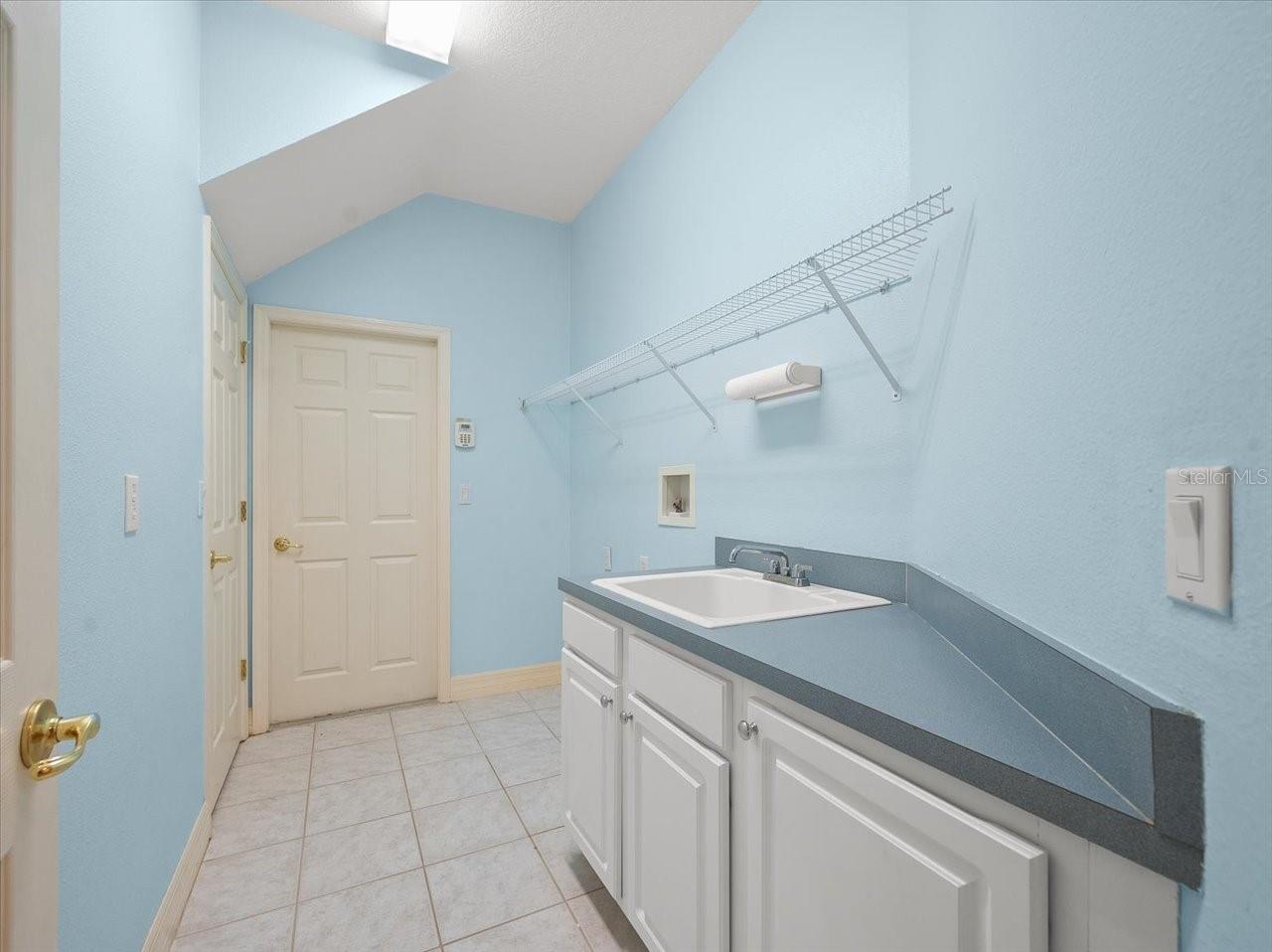 15019 Lake Emerald Blvd Property Photo 36