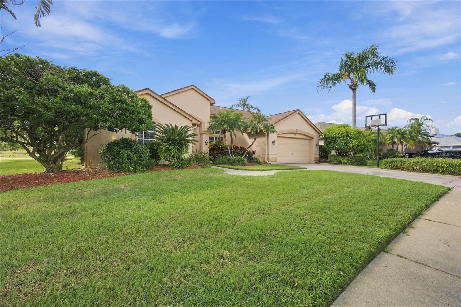 878 Centerwood Dr Property Photo 1