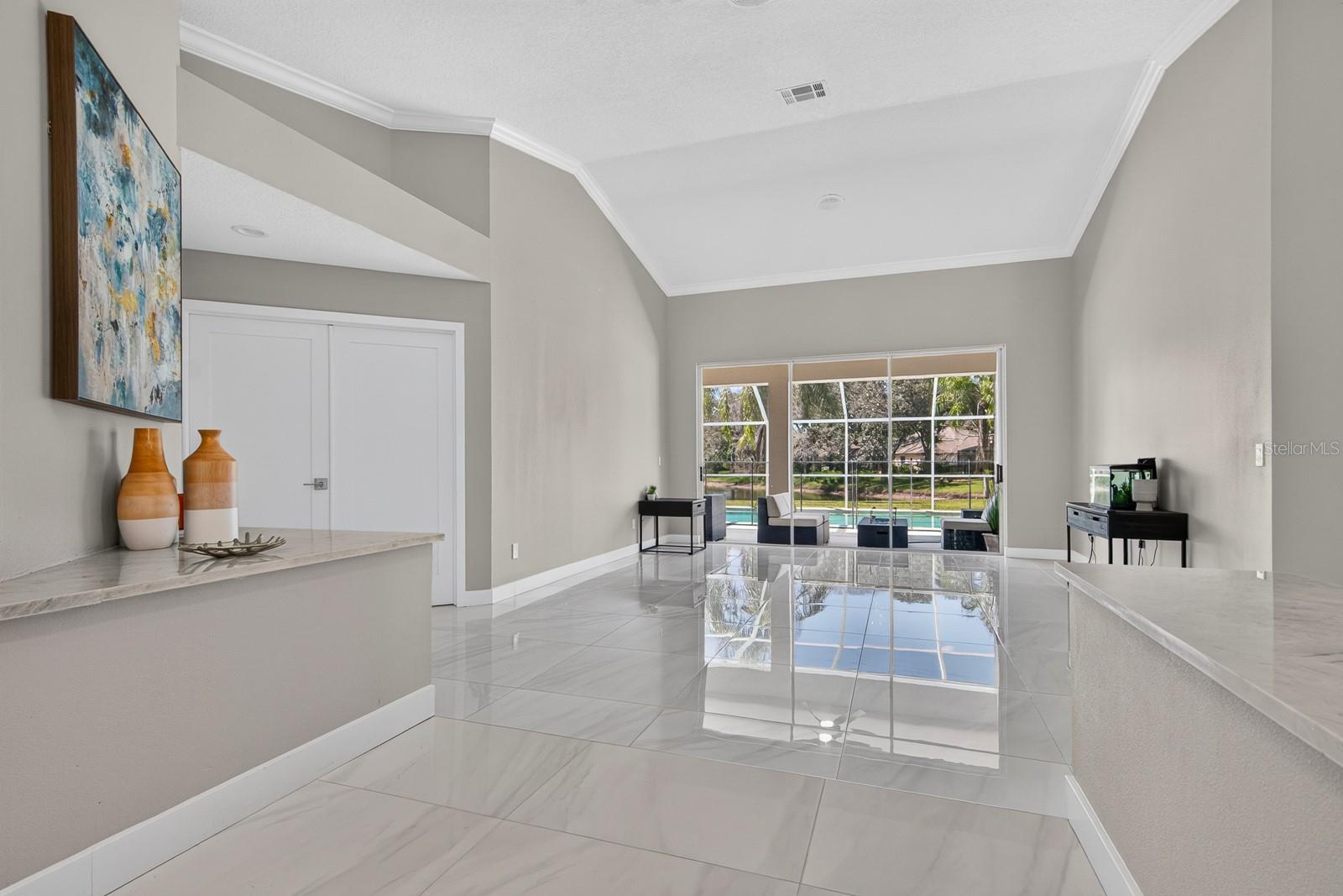 16506 Longleat Dr Property Photo 5