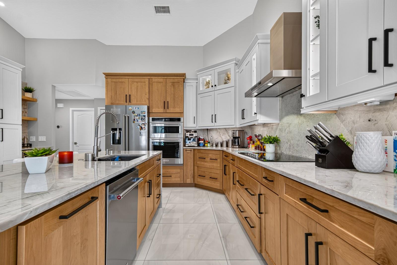 16506 Longleat Dr Property Photo 17