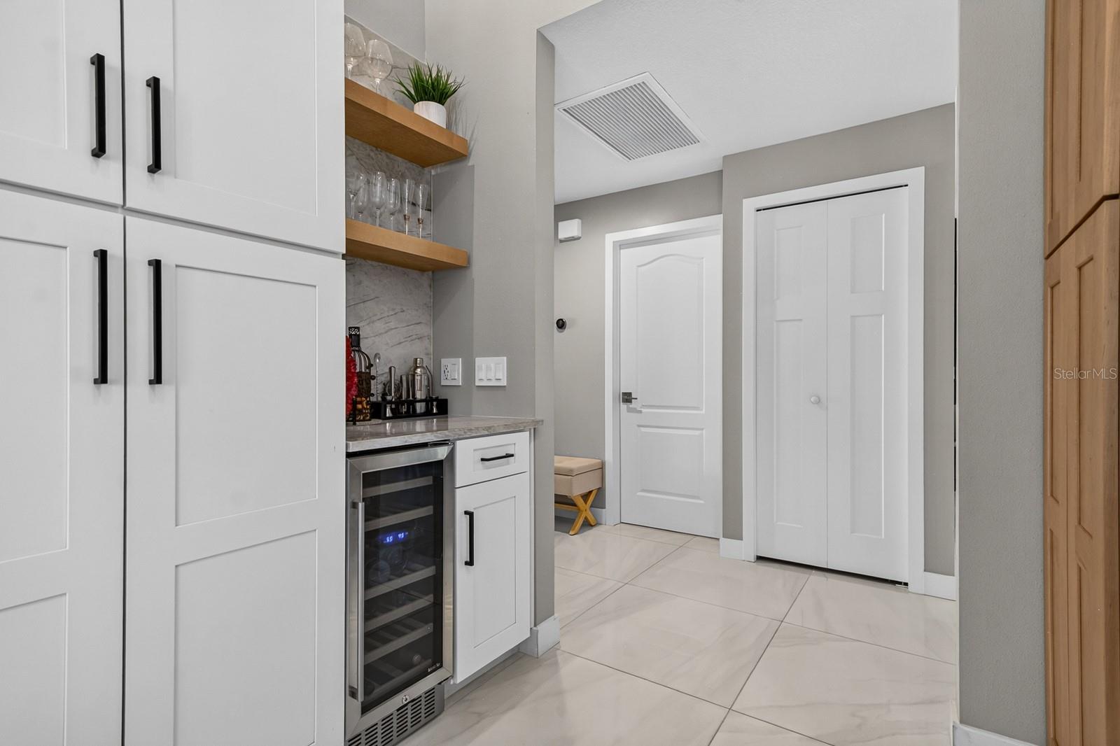 16506 Longleat Dr Property Photo 21