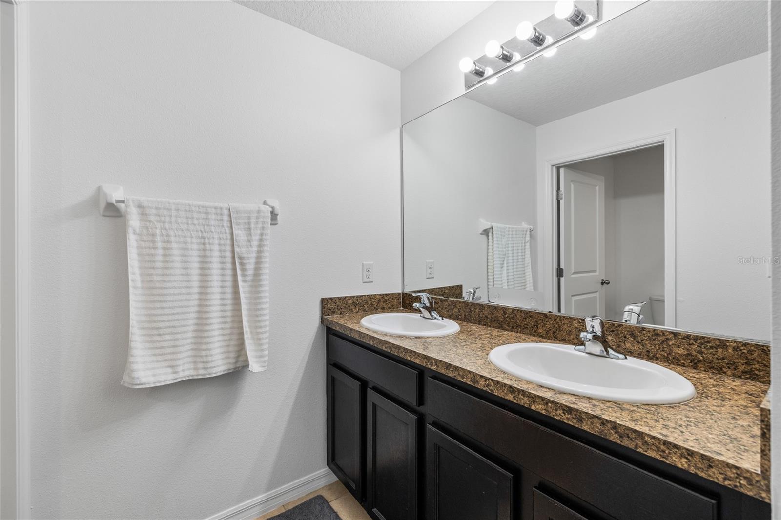 9646 Troncais Cir Property Photo 29