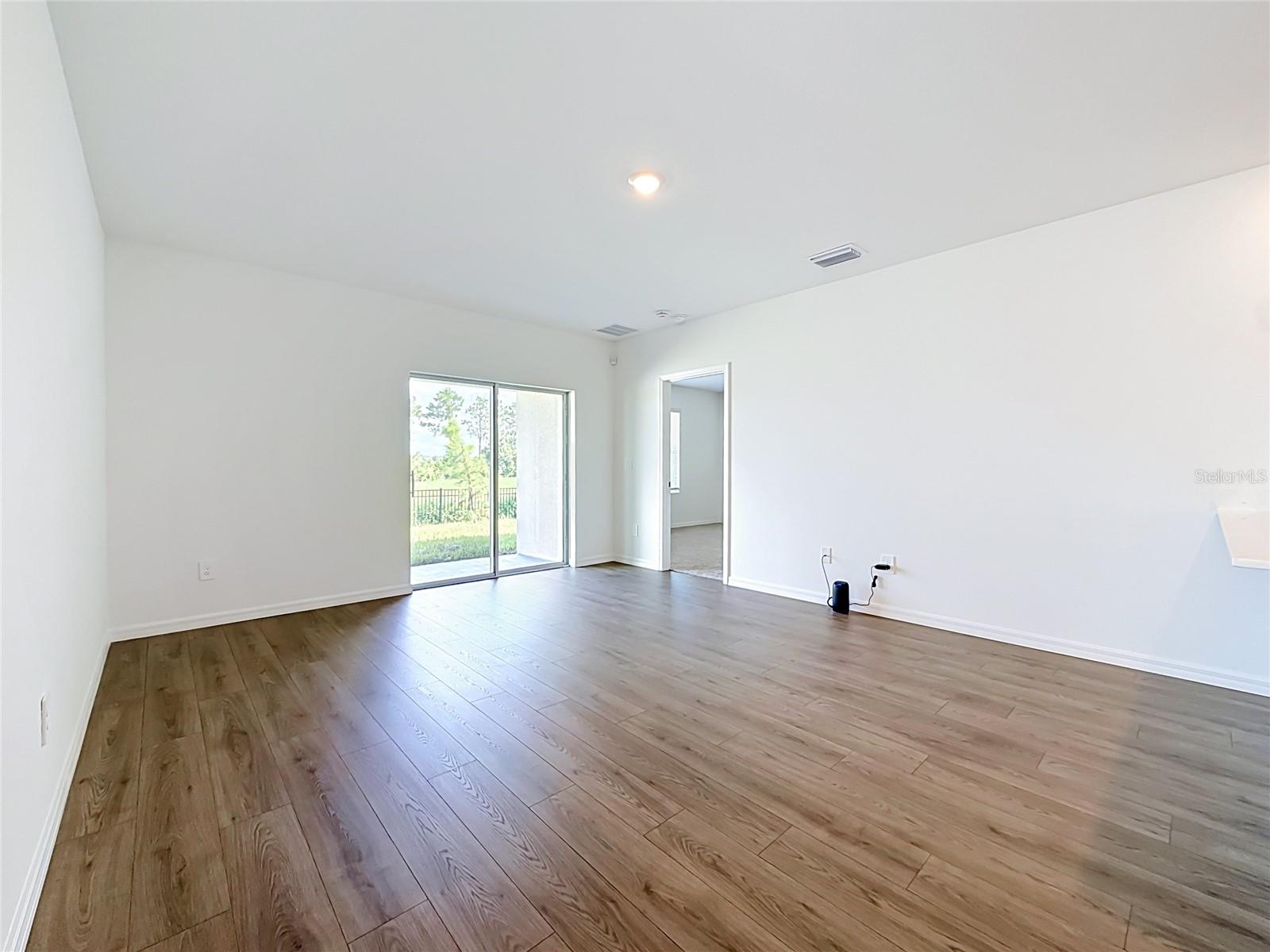 2387 Bender Dr Property Photo 14