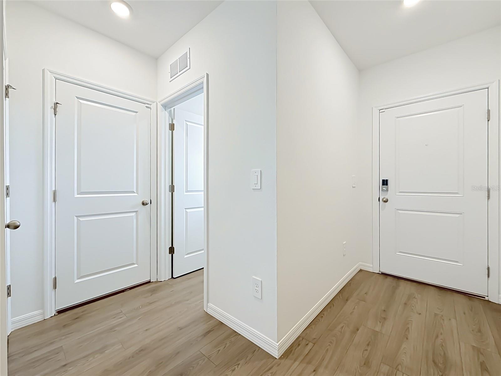 2387 Bender Dr Property Photo 20