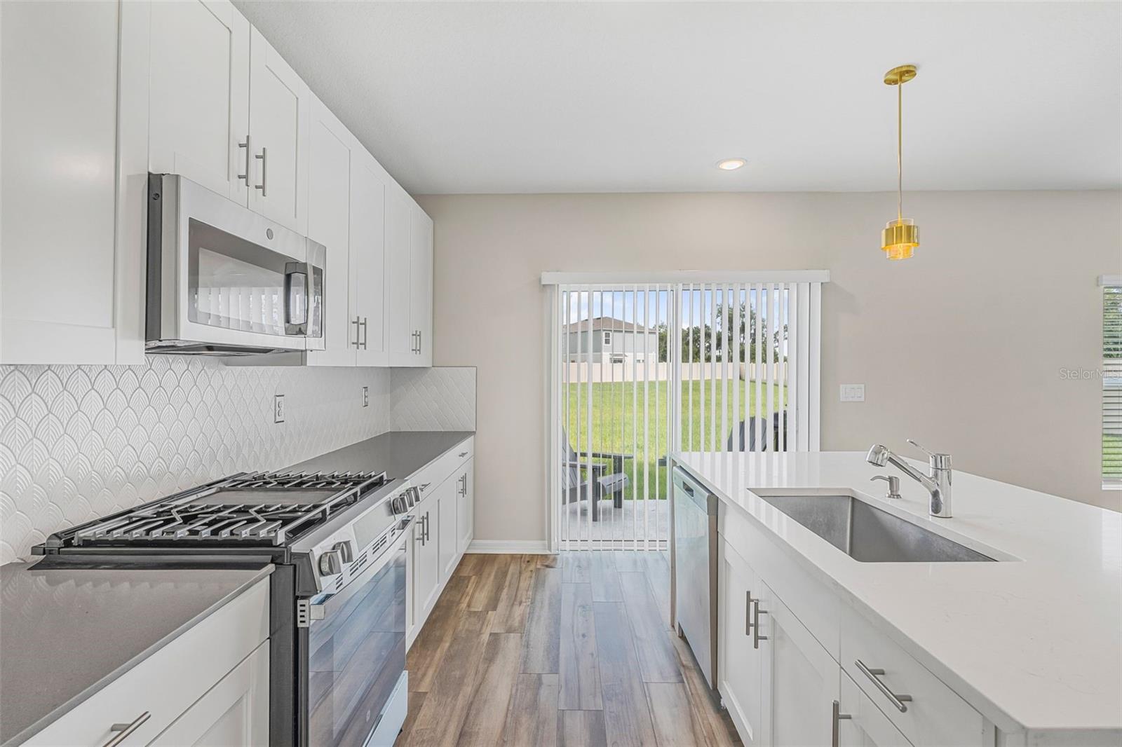 7653 Depot Loop Property Photo 15