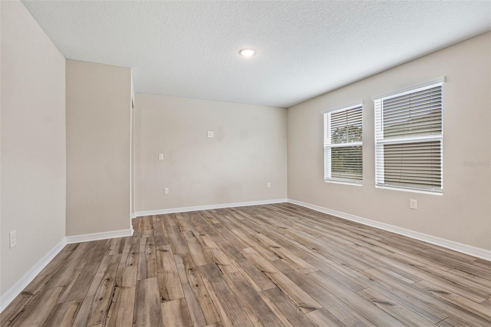 7653 Depot Loop Property Photo 24