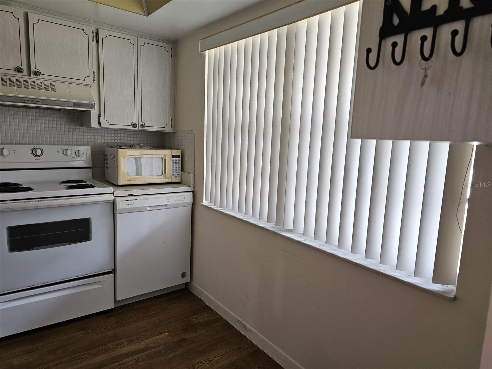 1845 S Highland Ave #11-11 Property Photo 12