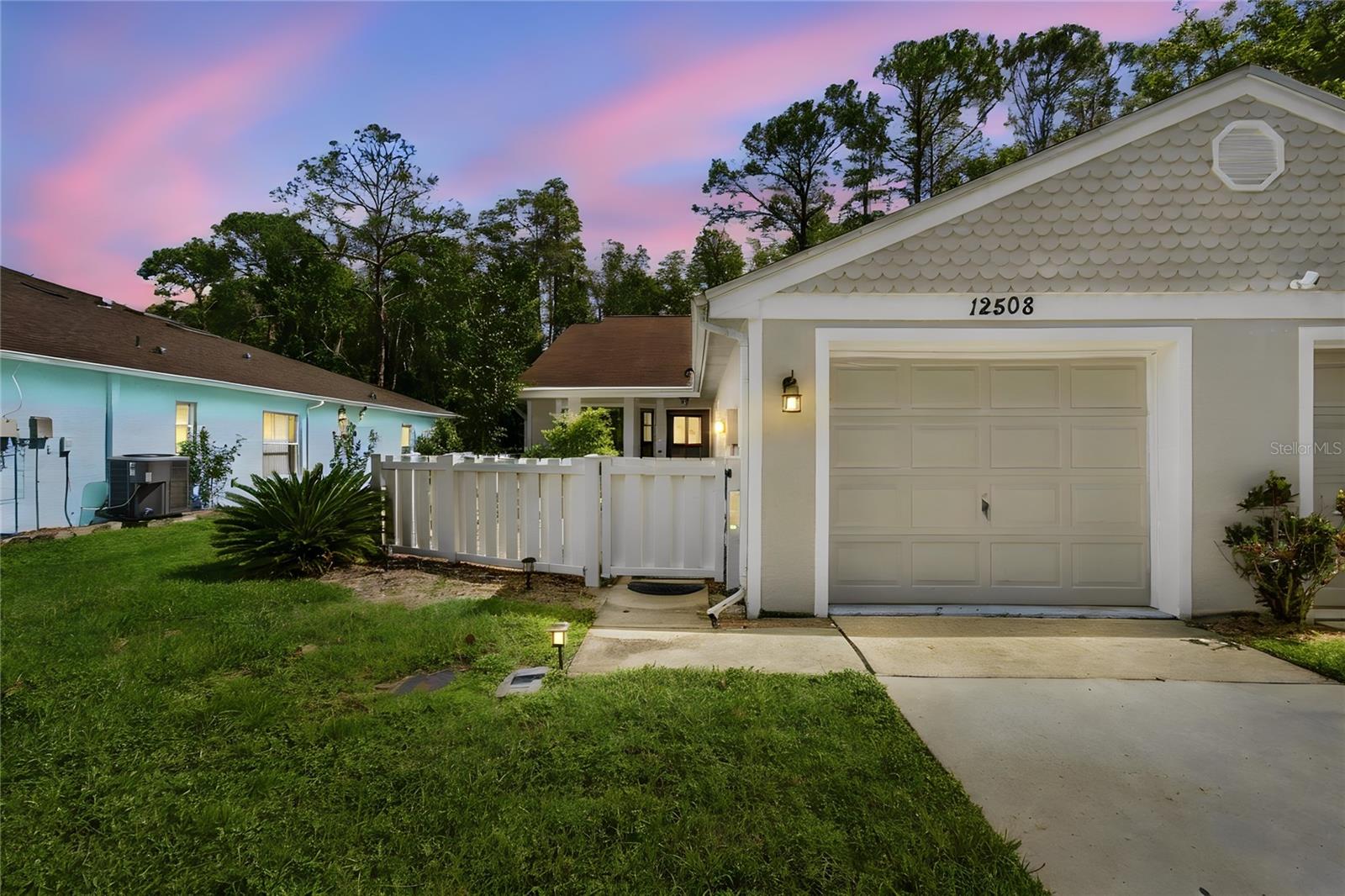12508 Hollybrook Ln Property Photo 1
