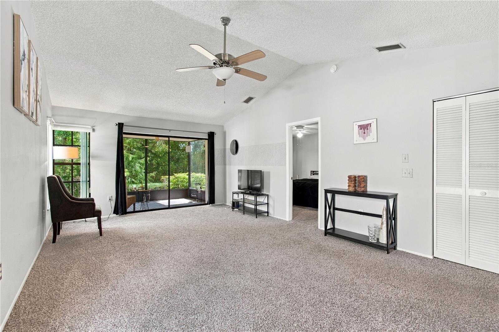 12508 Hollybrook Ln Property Photo 14
