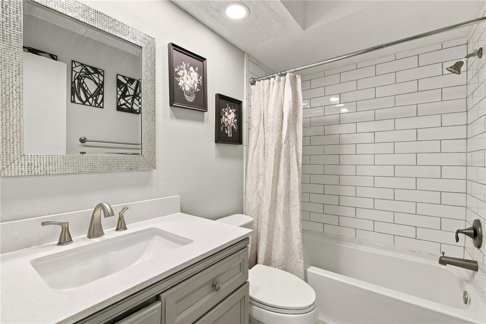 12508 Hollybrook Ln Property Photo 18