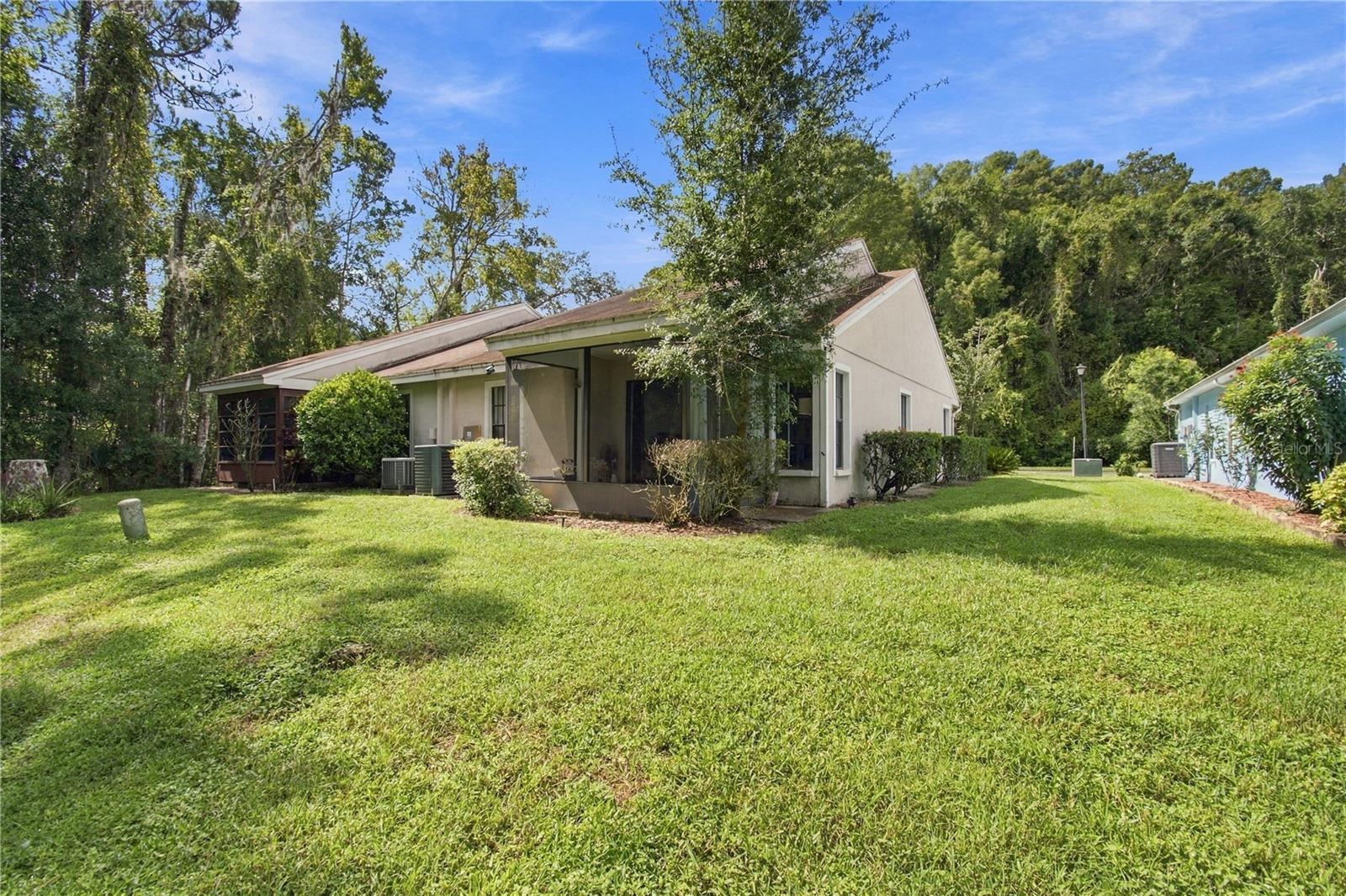 12508 Hollybrook Ln Property Photo 32