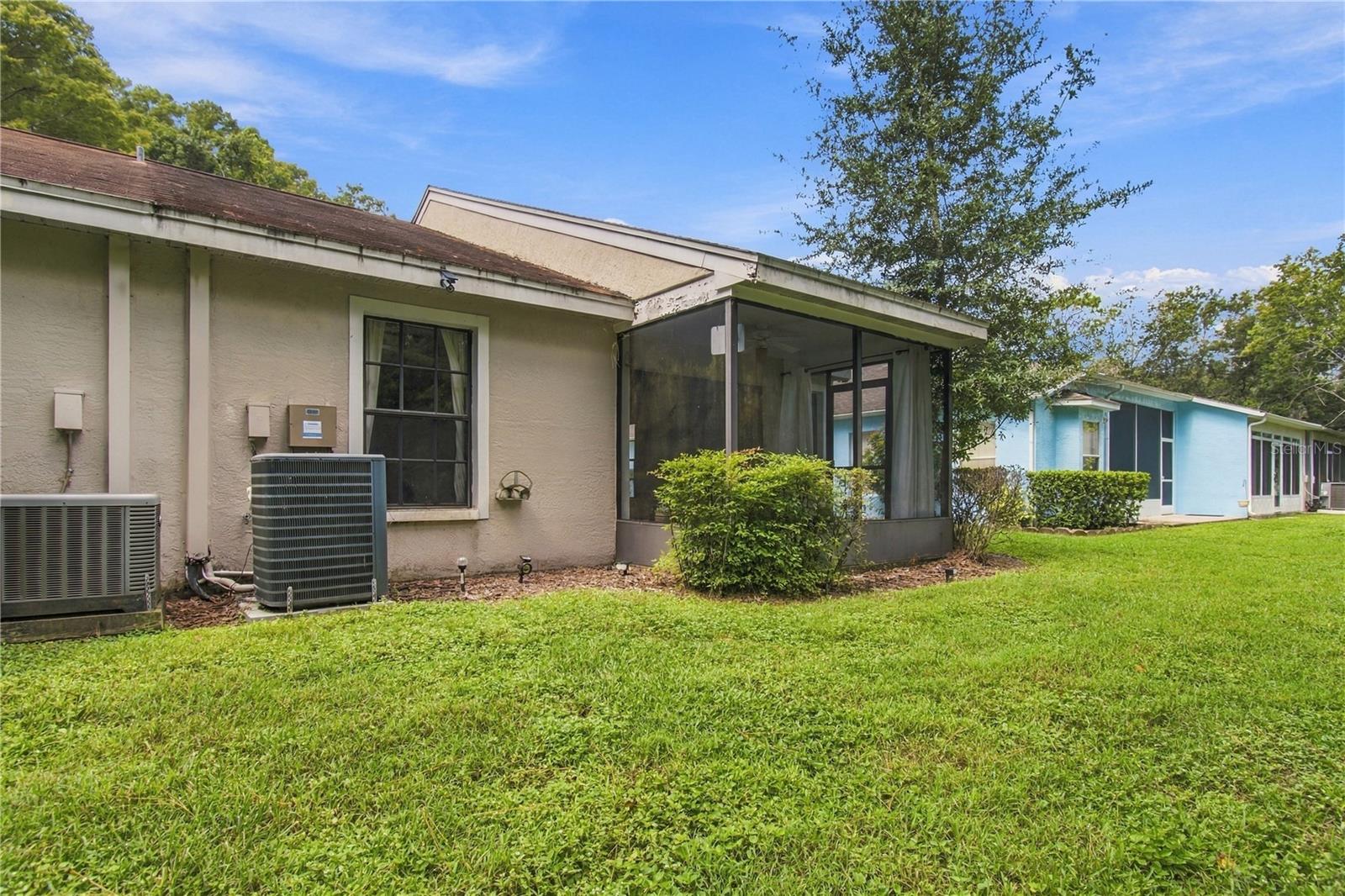 12508 Hollybrook Ln Property Photo 34
