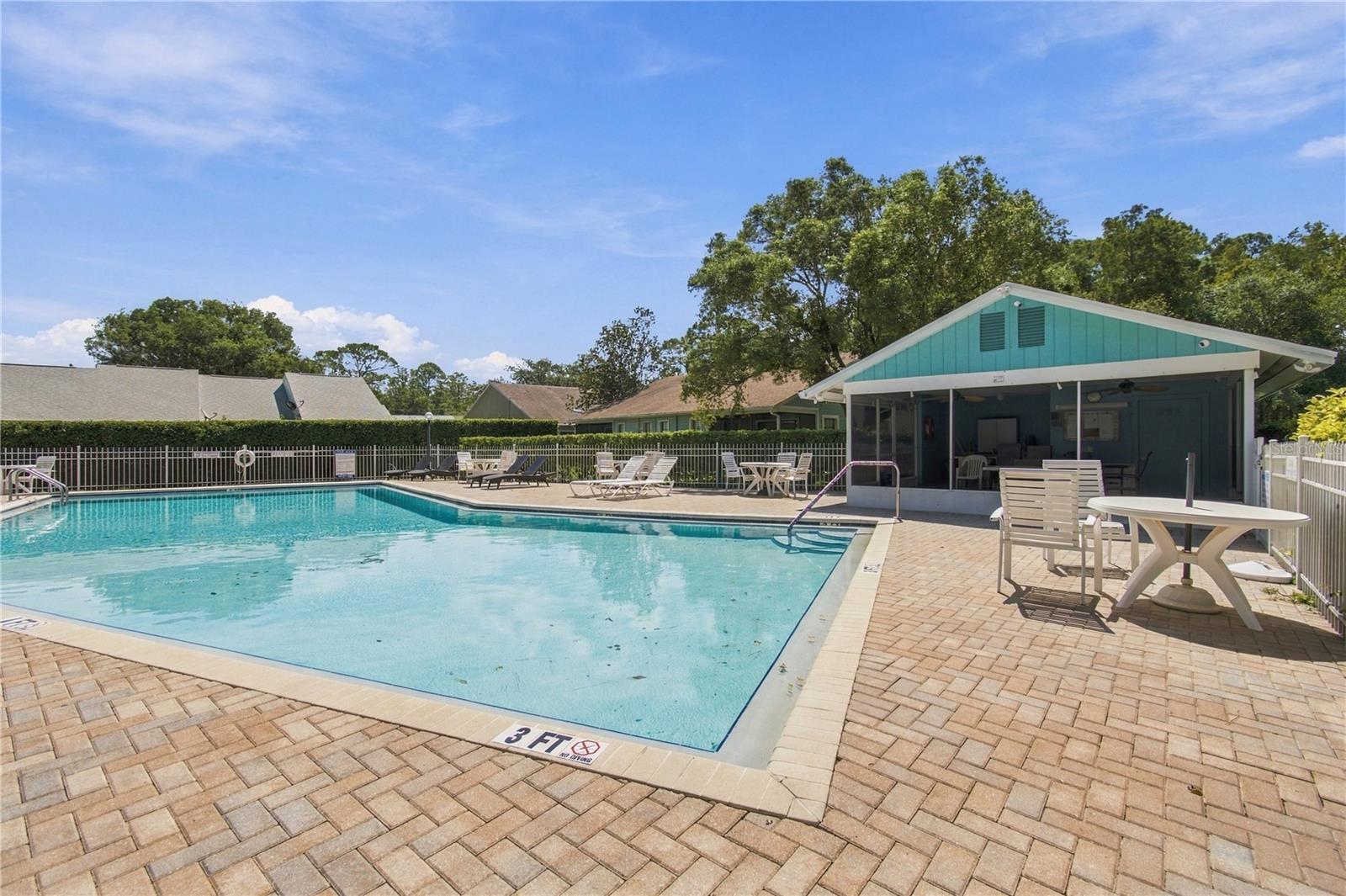 12508 Hollybrook Ln Property Photo 37