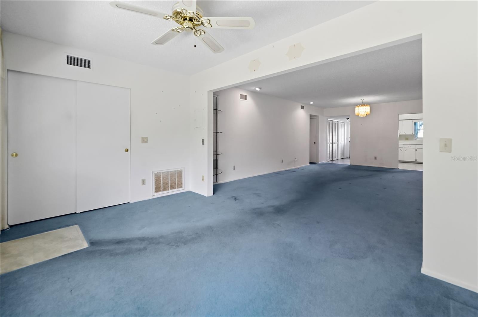 2255 Philippine Dr #19 Property Photo 8