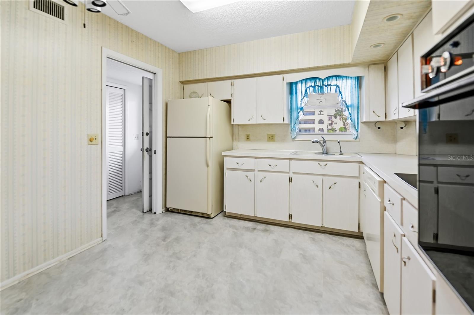 2255 Philippine Dr #19 Property Photo 10