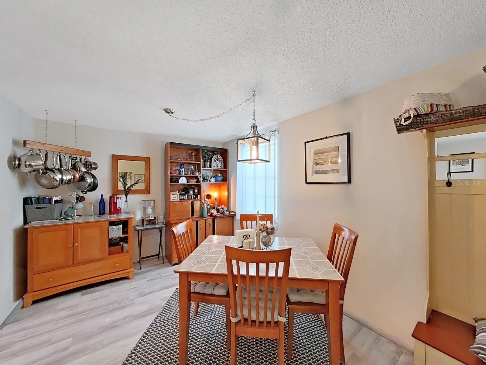 129 Camphor Cir #c Property Photo 8