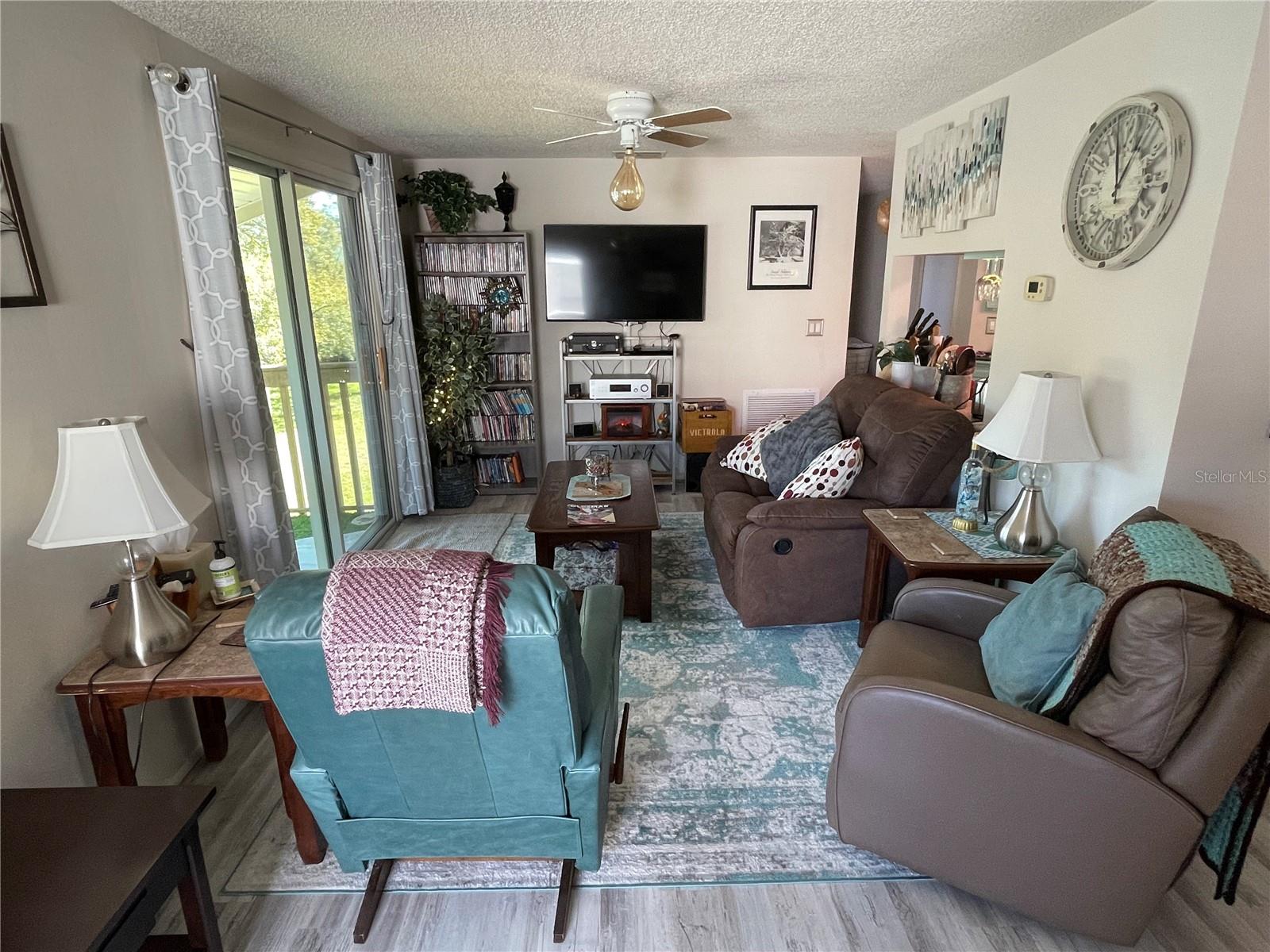 129 Camphor Cir #c Property Photo 30