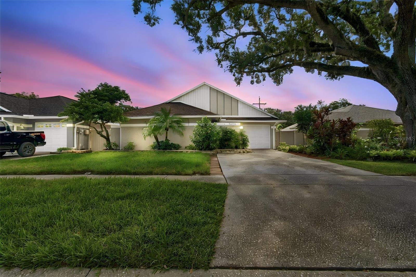 11905 Hickorynut Dr Property Photo 1