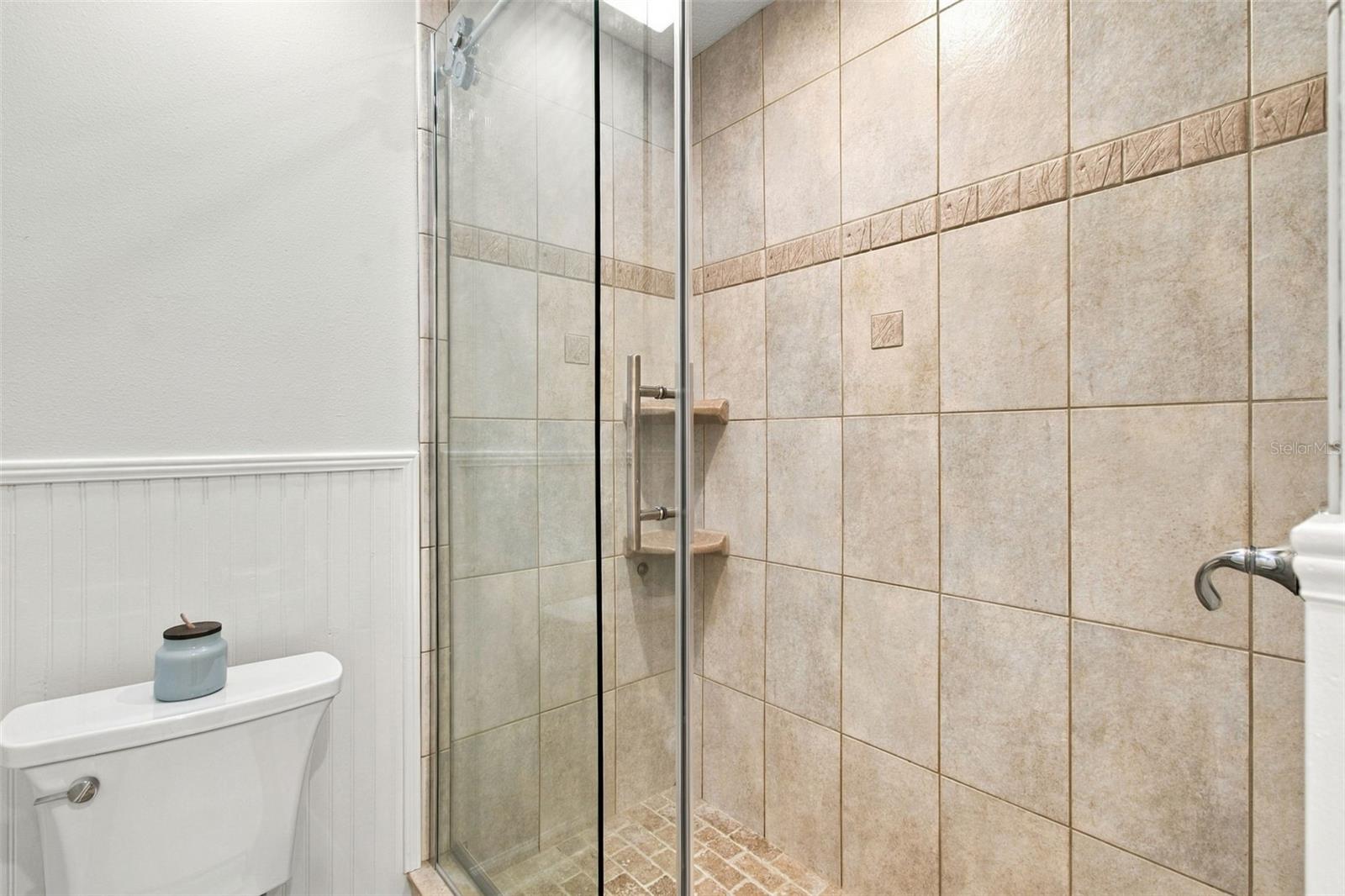 11905 Hickorynut Dr Property Photo 16