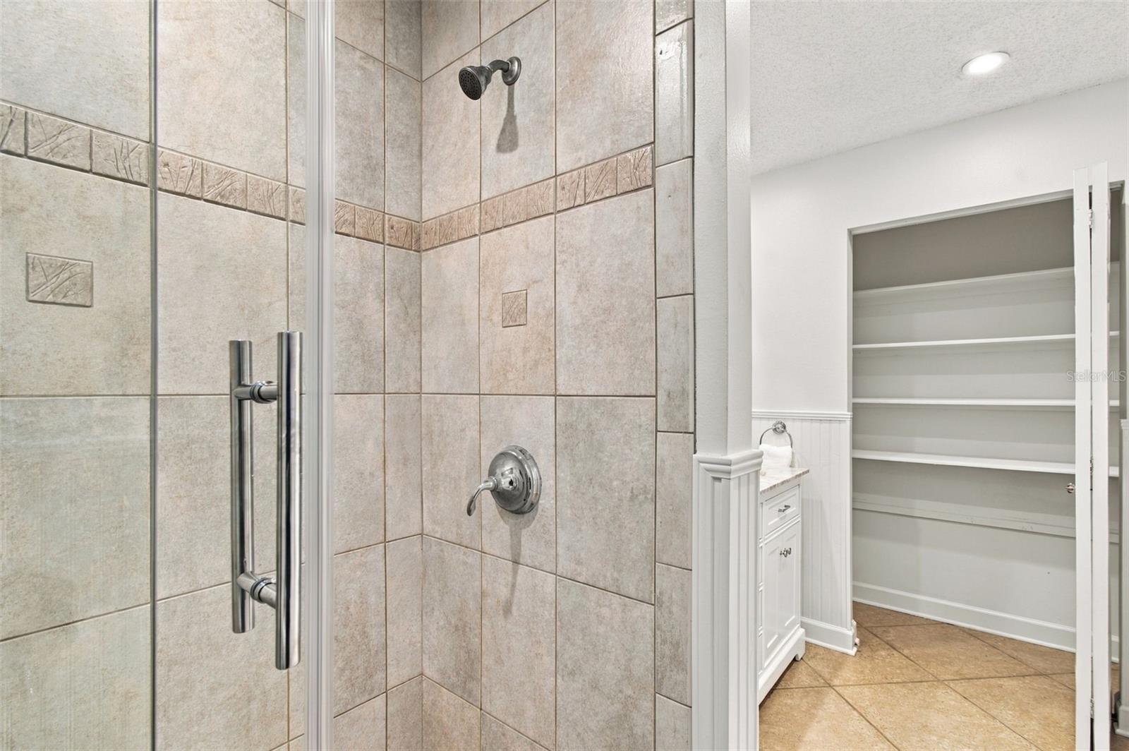 11905 Hickorynut Dr Property Photo 17