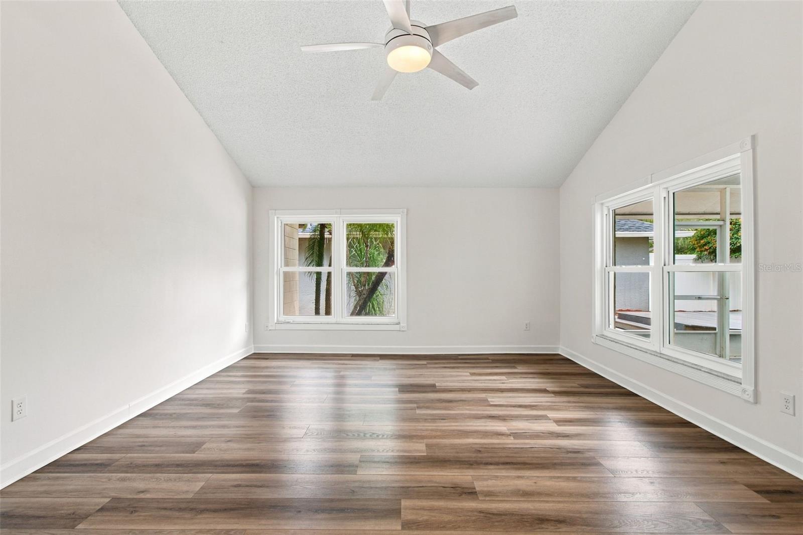11905 Hickorynut Dr Property Photo 19