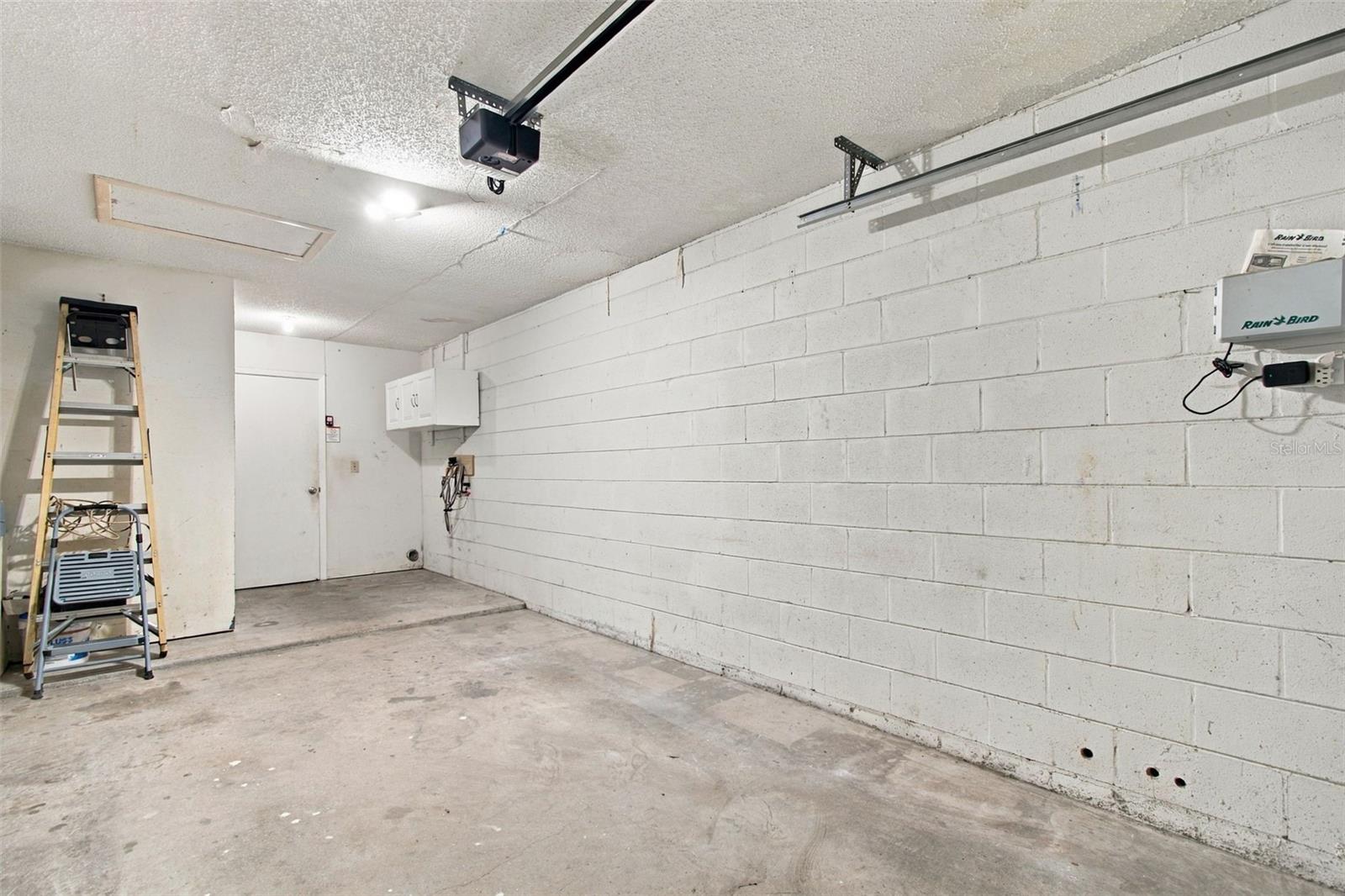 11905 Hickorynut Dr Property Photo 42