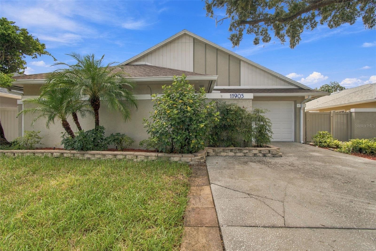 11905 Hickorynut Dr Property Photo 62