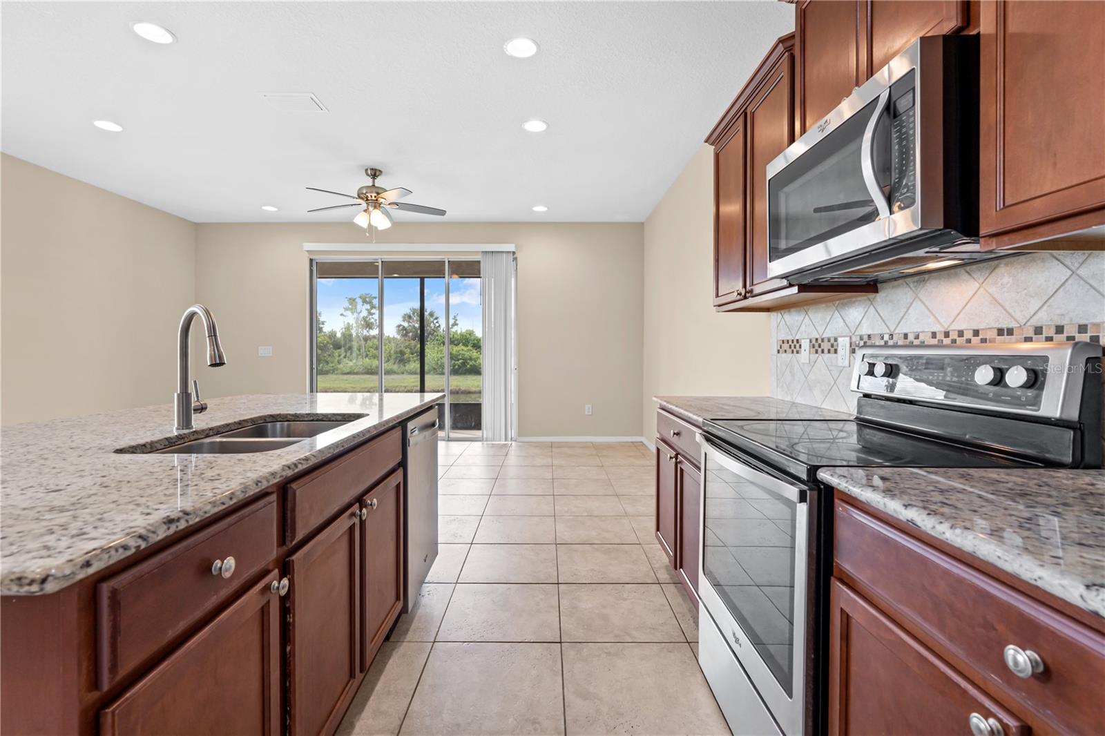 8961 Turnstone Haven Pl Property Photo 24