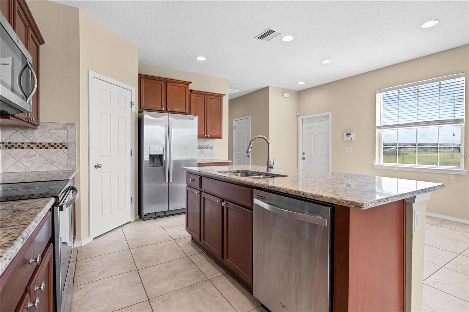 8961 Turnstone Haven Pl Property Photo 25