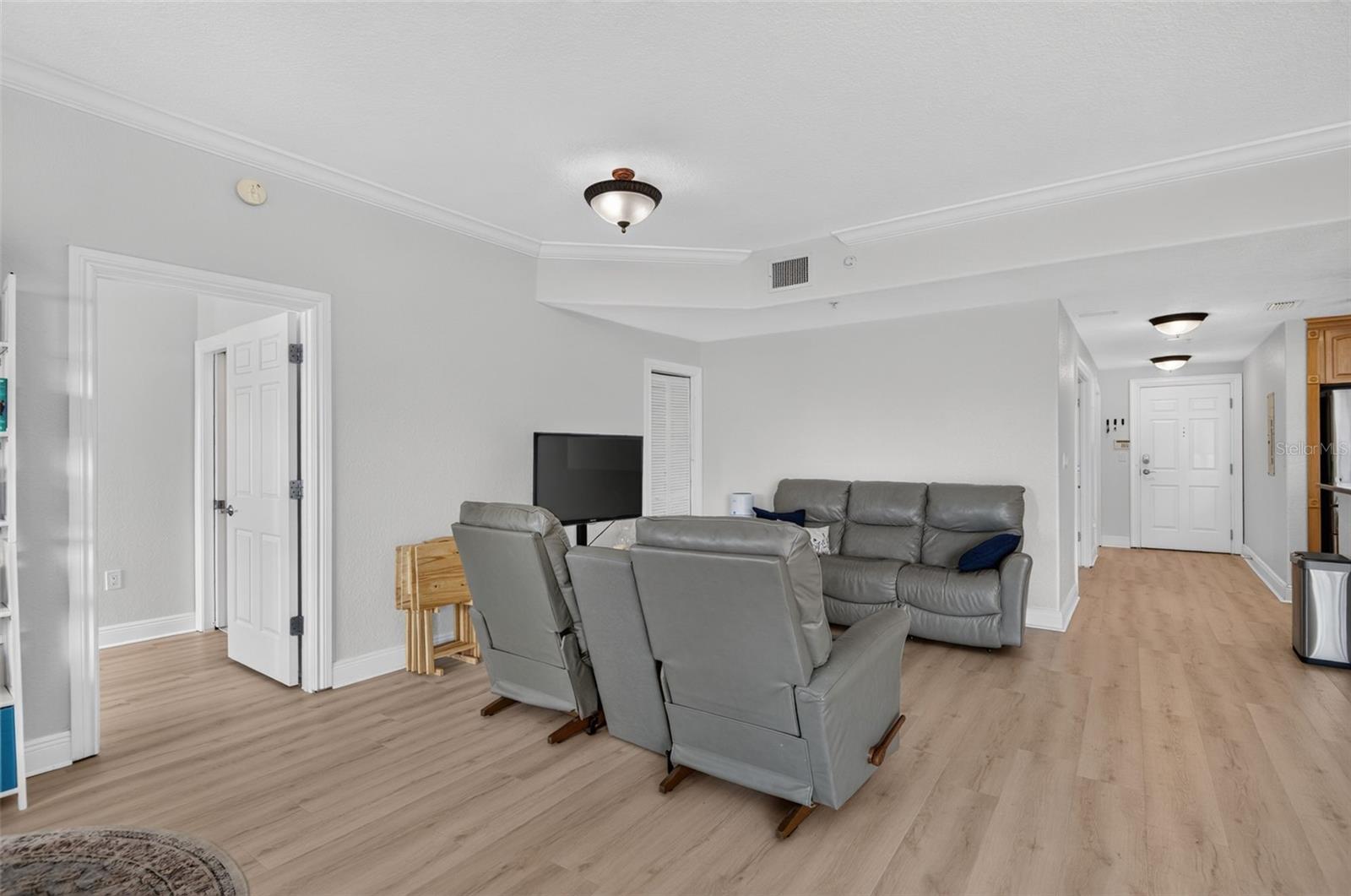 700 N Osceola Ave #406 Property Photo 22