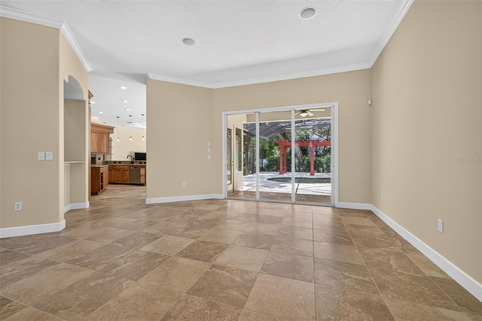 1516 Canopy Oaks Blvd Property Photo 6