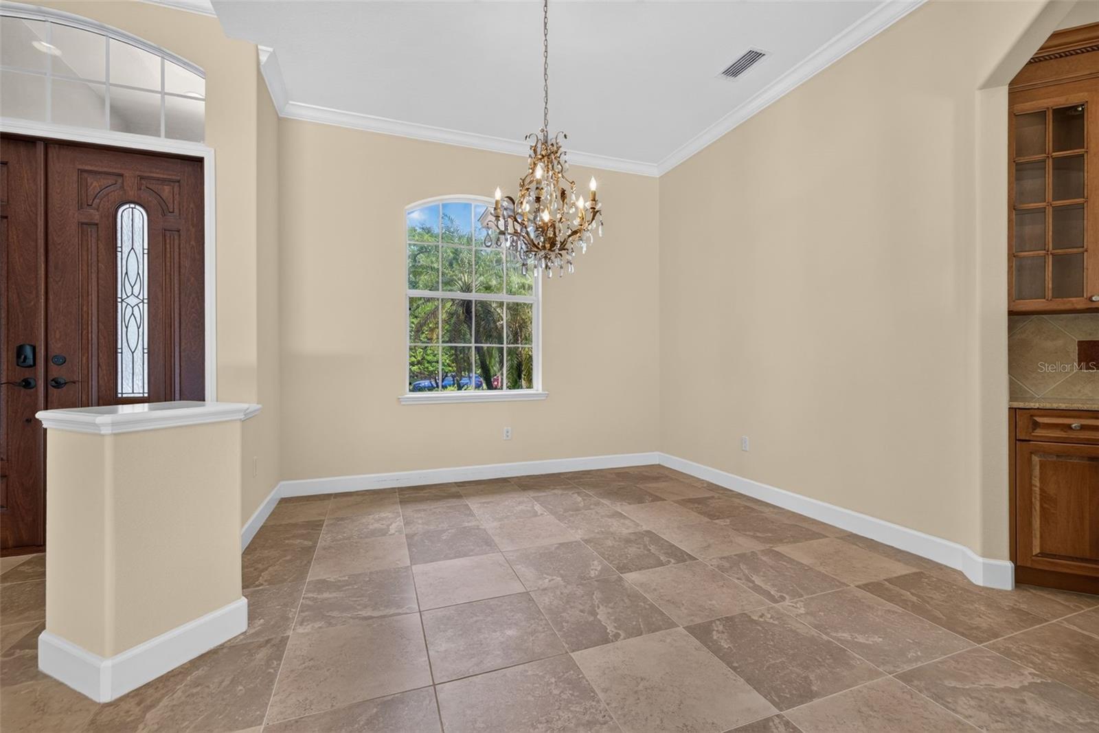 1516 Canopy Oaks Blvd Property Photo 9