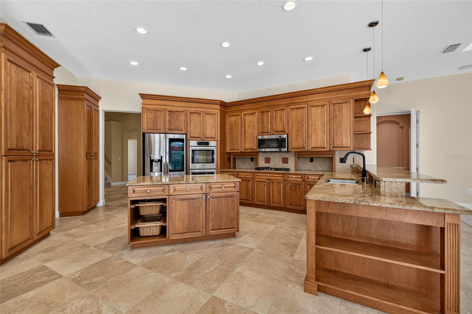 1516 Canopy Oaks Blvd Property Photo 24