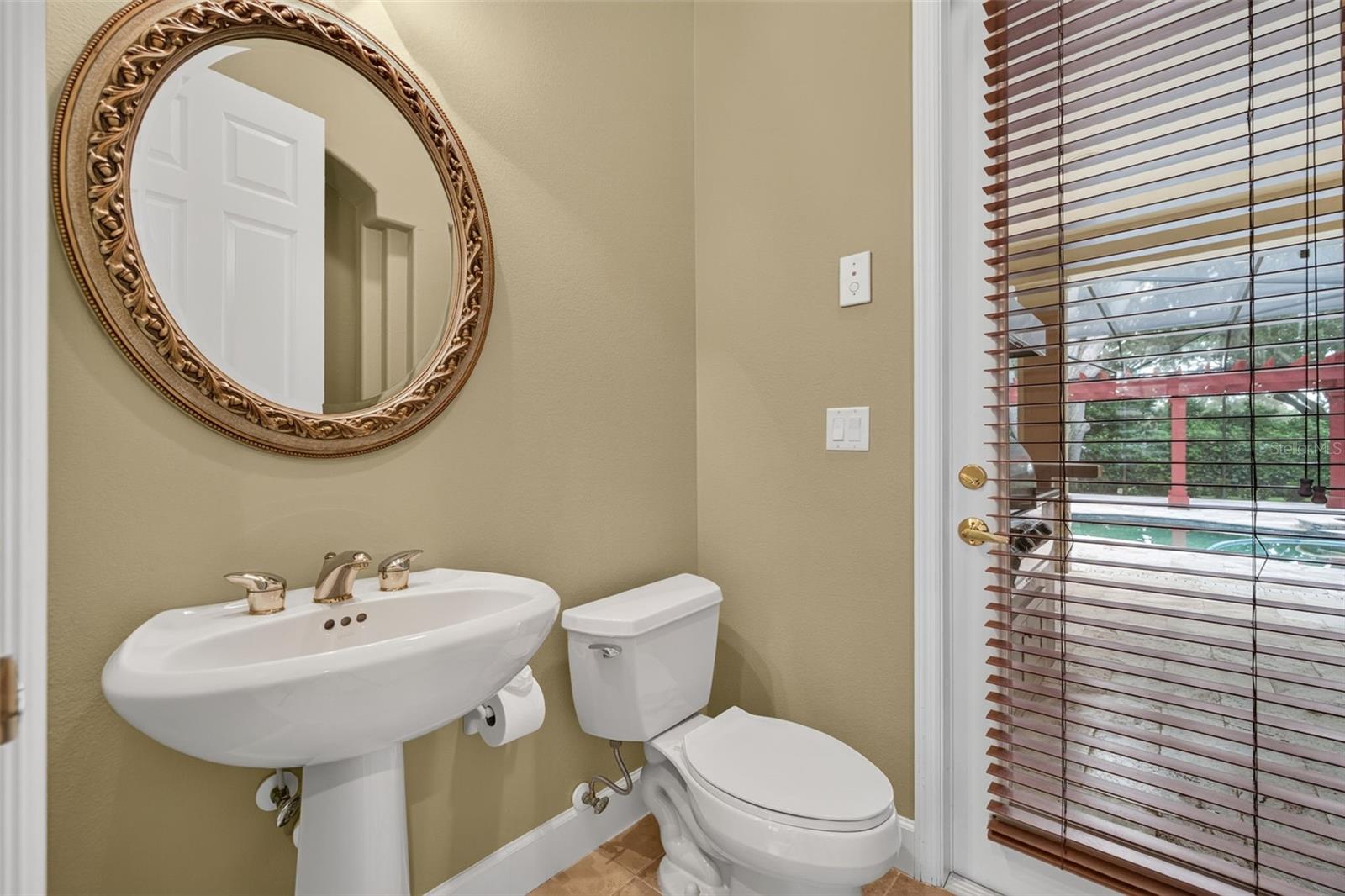1516 Canopy Oaks Blvd Property Photo 29