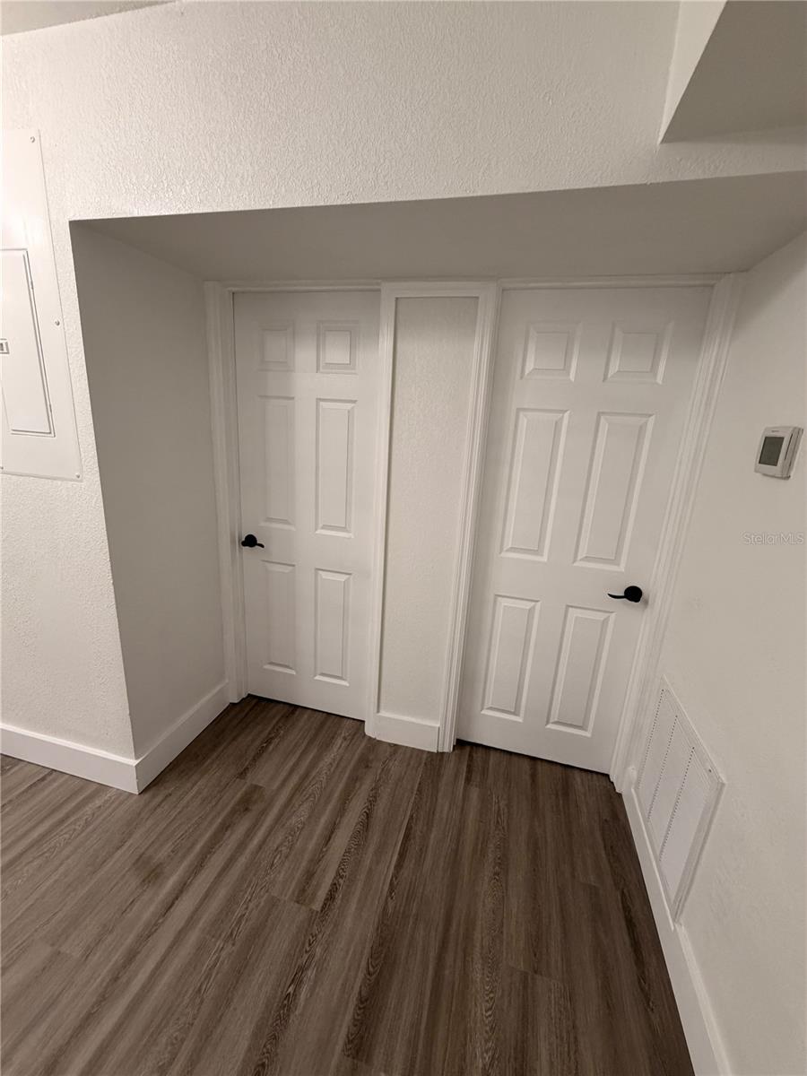 5808 N Lois Ave Property Photo 22