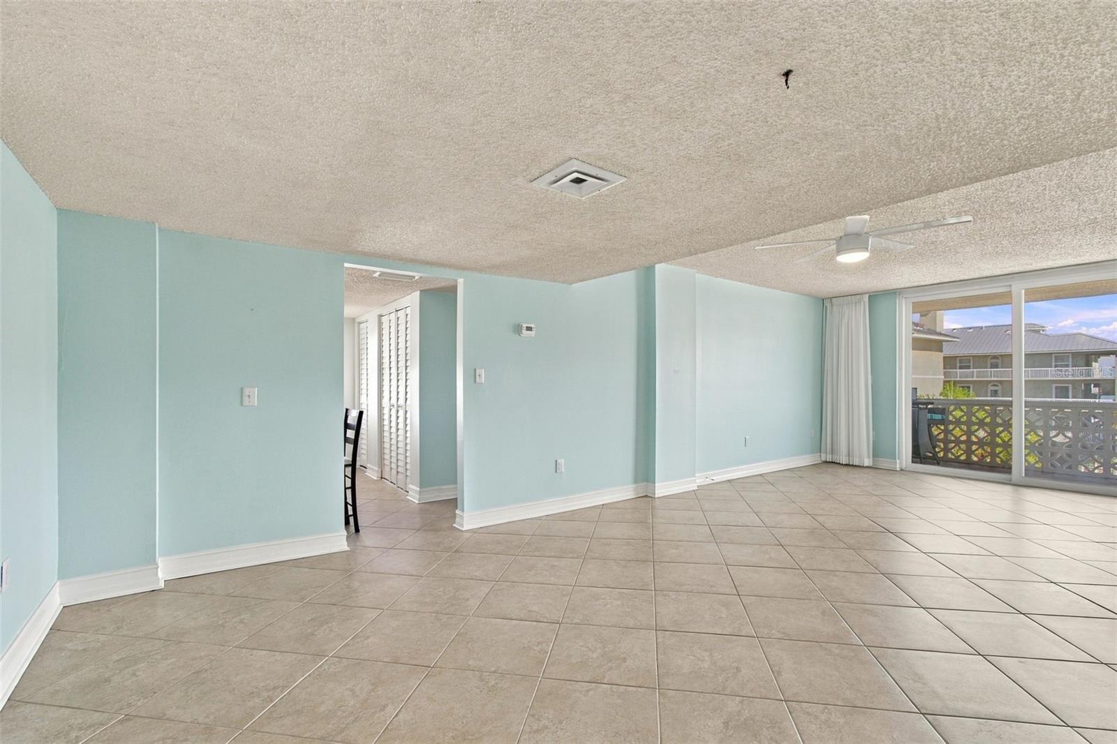 9 Forbes Pl #412 Property Photo 12