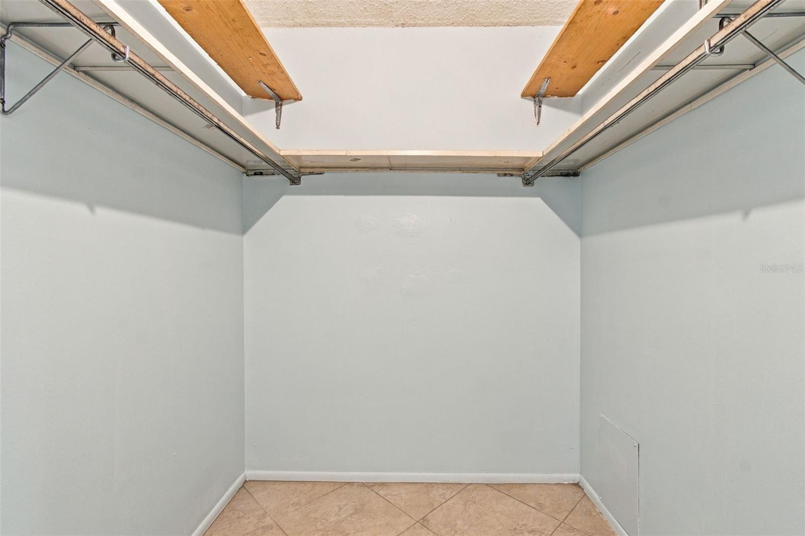 9 Forbes Pl #412 Property Photo 20