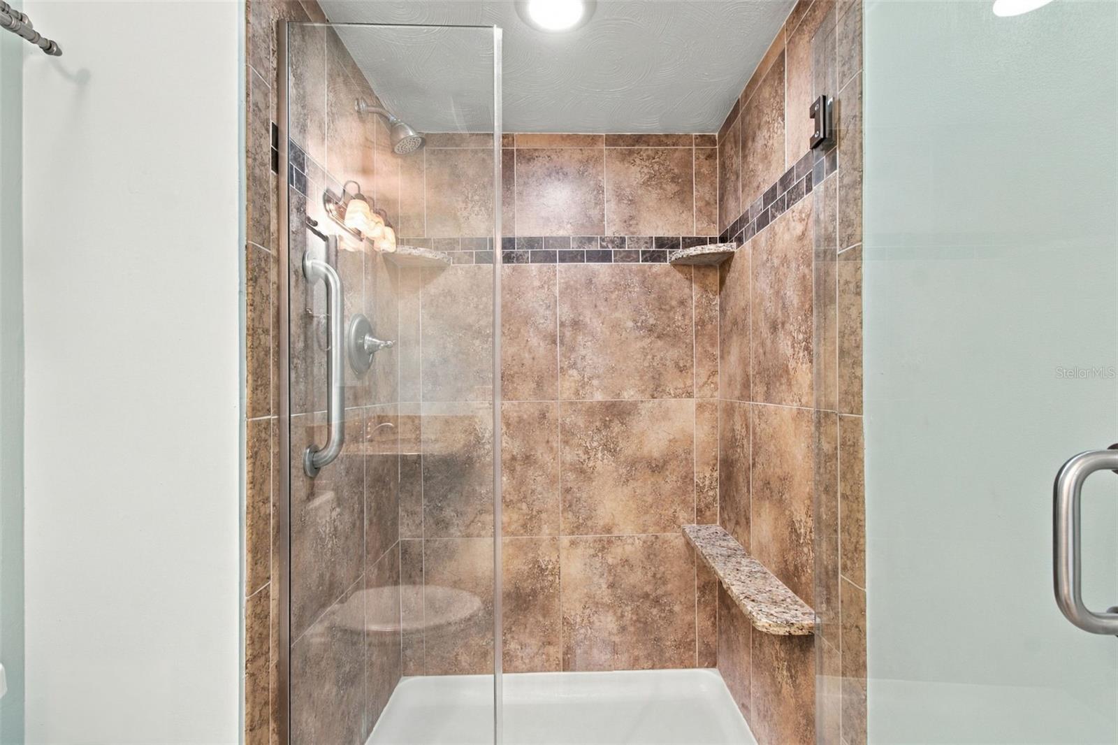 9 Forbes Pl #412 Property Photo 27