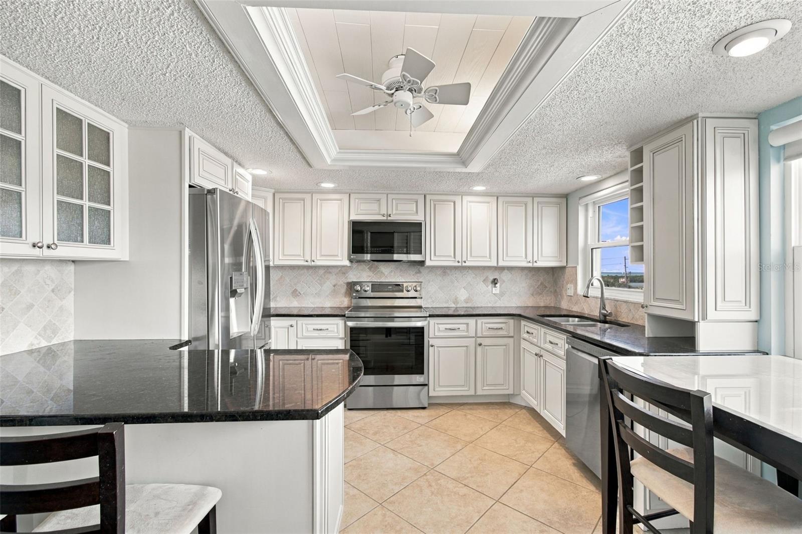 9 Forbes Pl #412 Property Photo 33