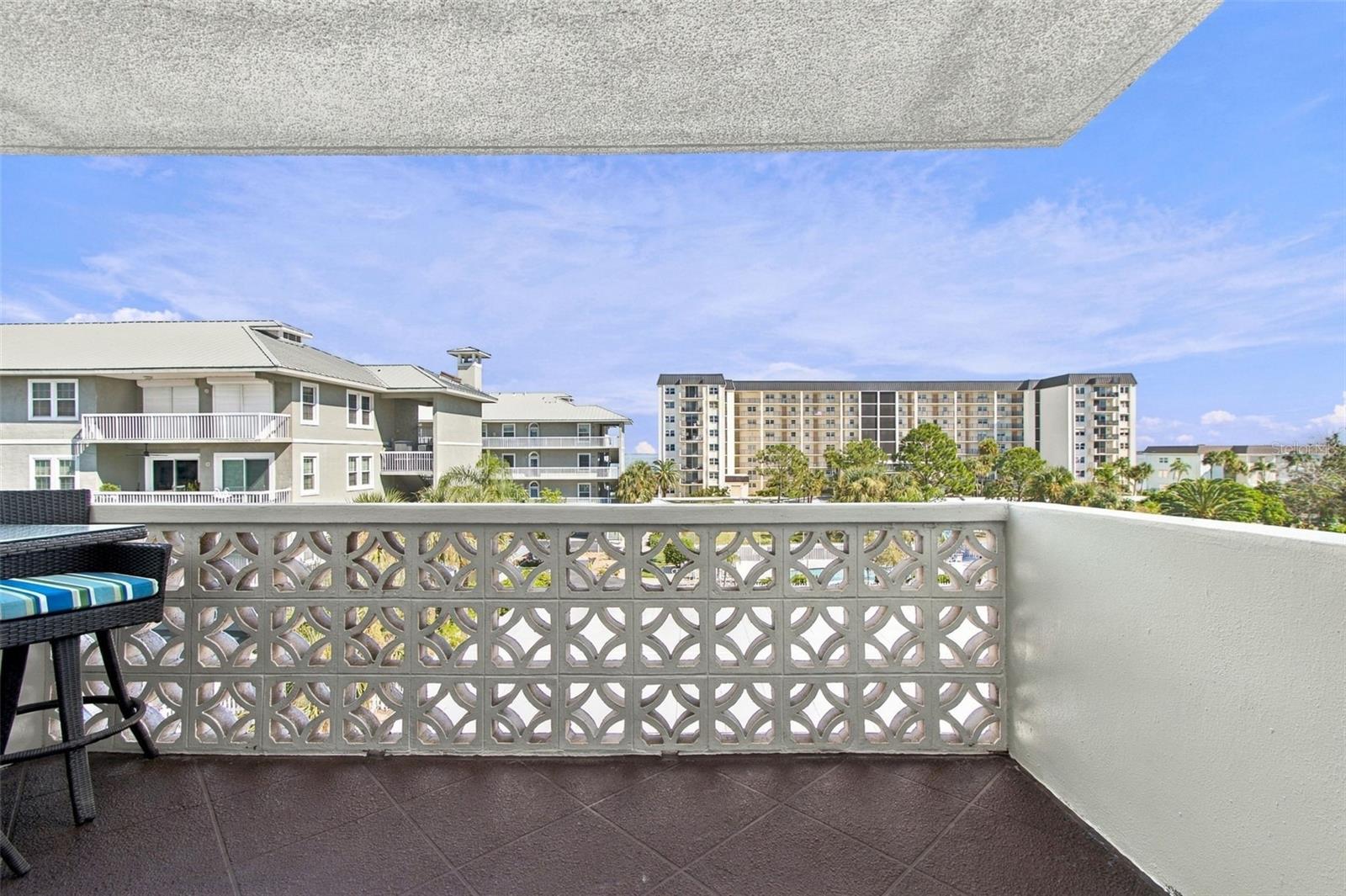 9 Forbes Pl #412 Property Photo 41